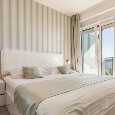 Apartman Mia *